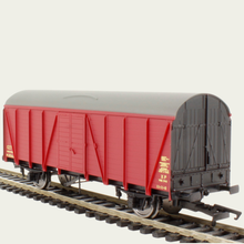 Load image into Gallery viewer, Hornby - R6641 - BR 4 Wheel CCT Van - M37216M - Crimson - OO Gauge

