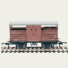 Load image into Gallery viewer, Hornby - R6840 - BR (Ex SR) - 10 Ton - Bulleid Cattle Wagon - BR Bauxite - S52345 - OO Gauge
