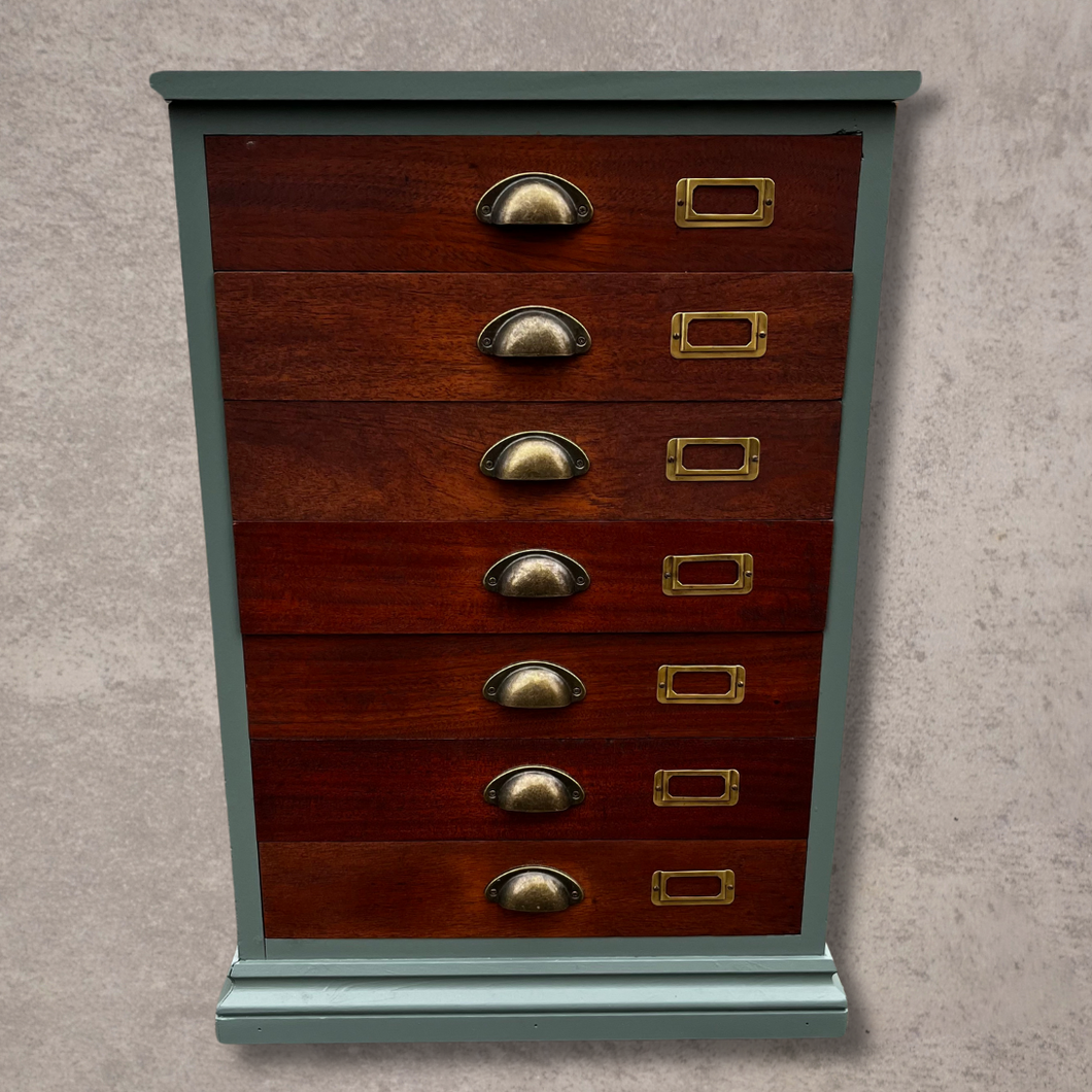 Vintage Chest of Seven Drawers in Mahogany